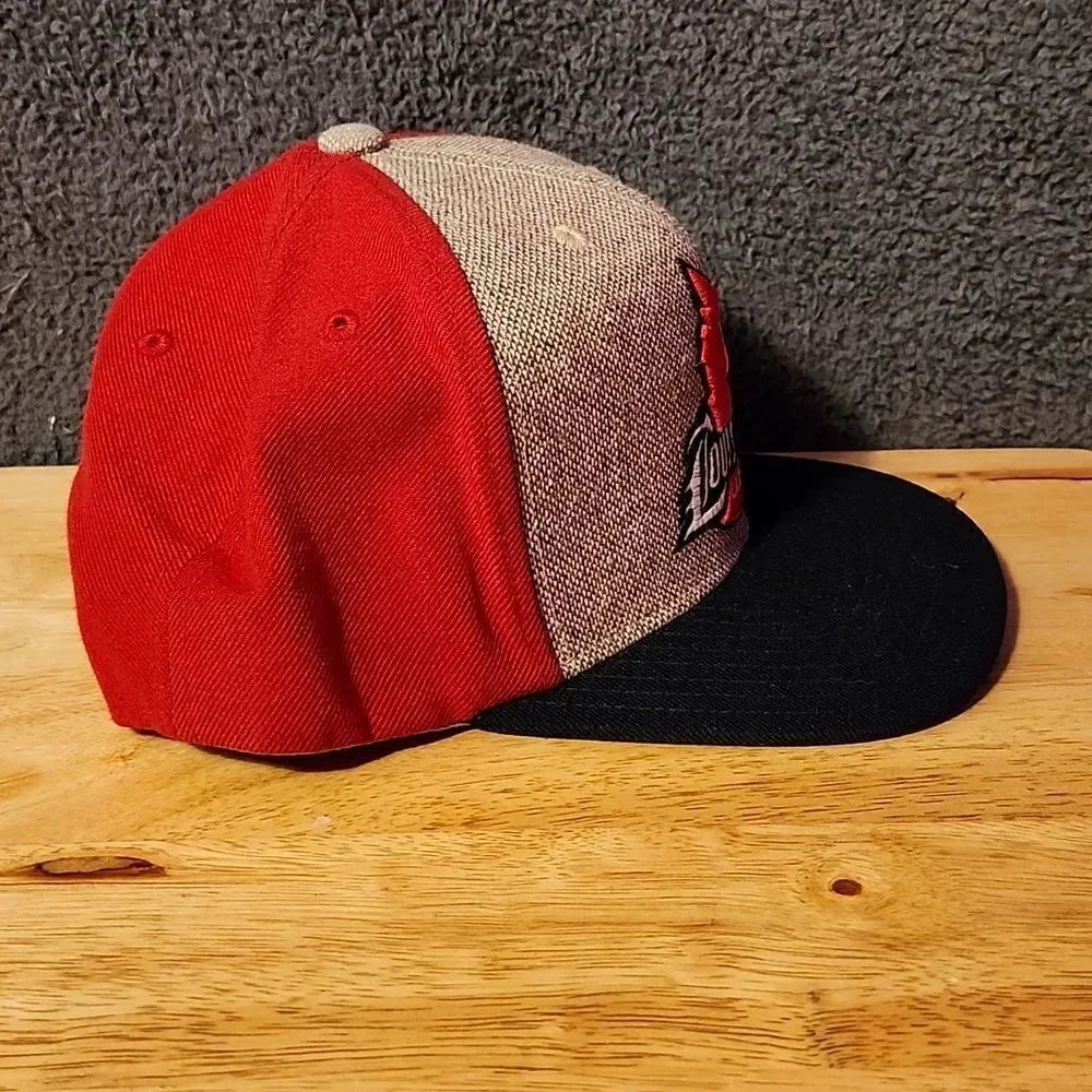 Adidas Louisville Cardinals Snapback Hat - NWOT - Picture 5 of 8